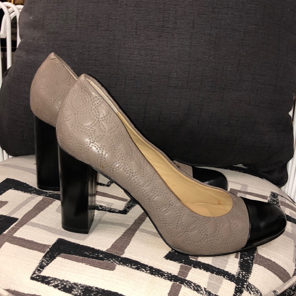 Stitched leather “Chanel like” spectator tip heels
